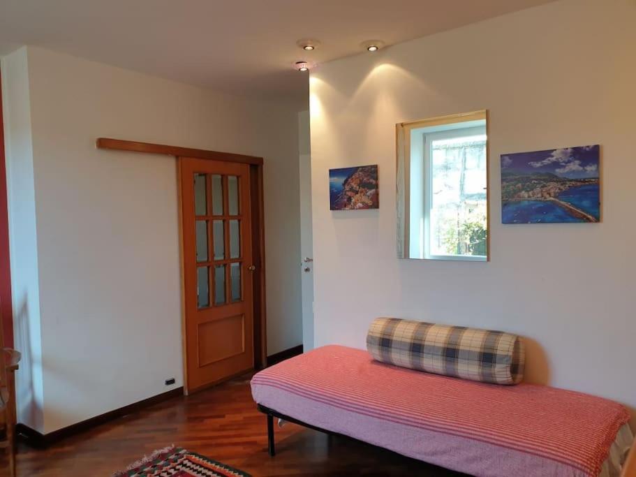 Appartamento Lovely 11 Guests Flat, Via Tribunali, Center! *